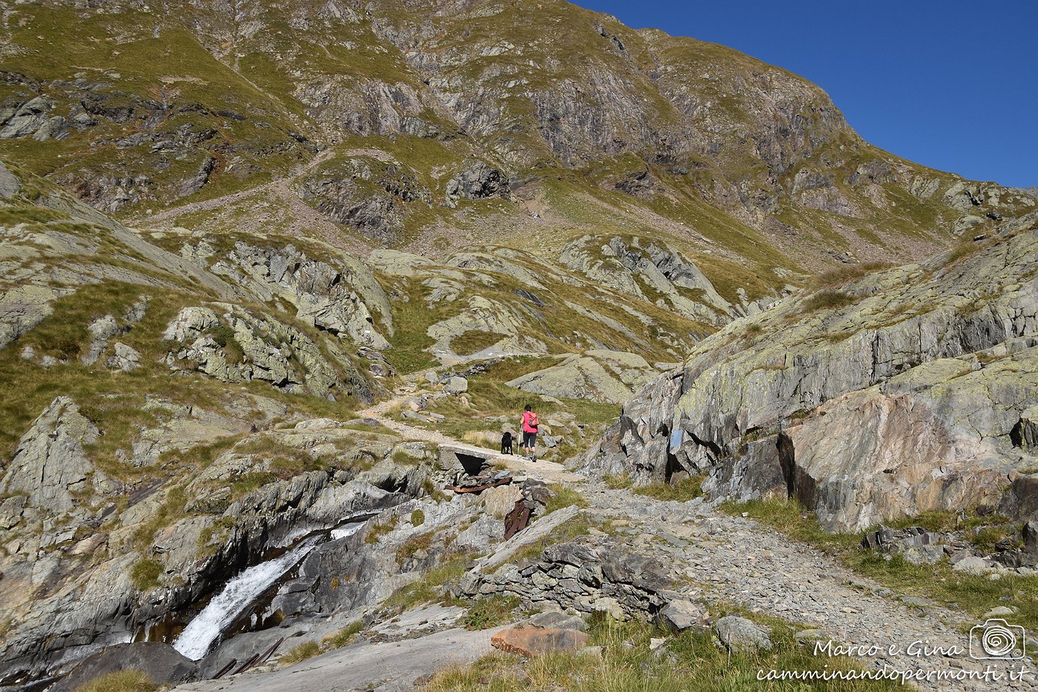 074 Valbondione - Rifugio Curò - Rifugio Barbellino.JPG